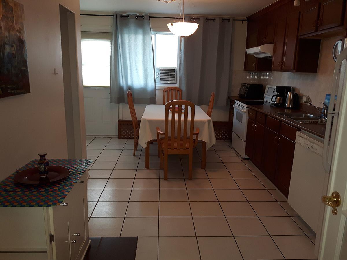 Three Bedroom Holiday Apartment Longueuil Exteriér fotografie